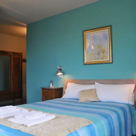 Casa Lucesole Kır Evi *