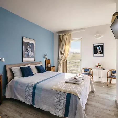 Casa Lucesole Kır Evi